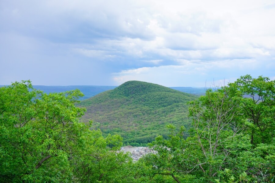 View from the Metacomet-Monadnock Trail