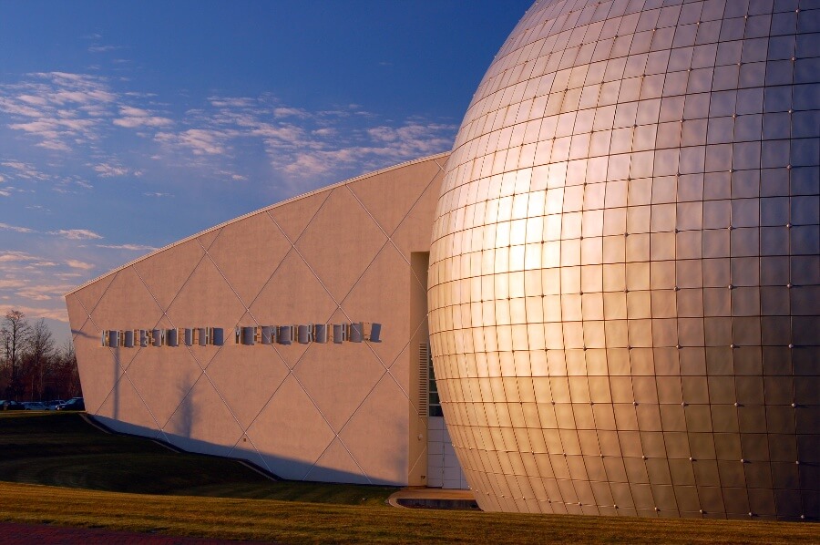 Front of the Naismith Memorial Basketball Hall of Fame