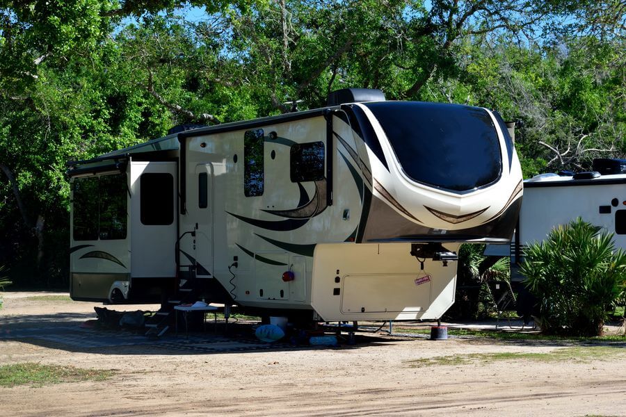 A 5th wheel that needs to be moved without a truck