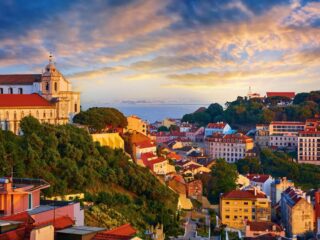 Common mistakes tourists make in Lisbon
