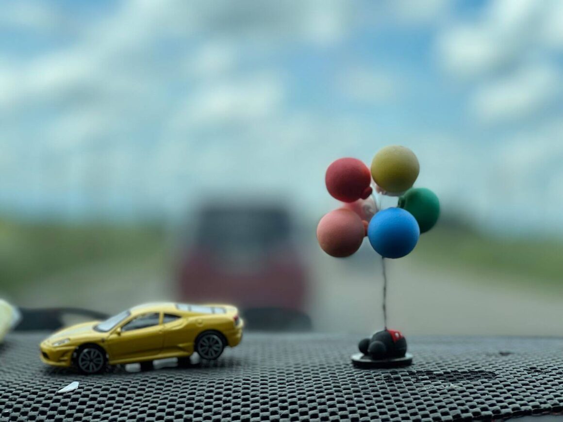 Toys that kids can play with during a family road trip