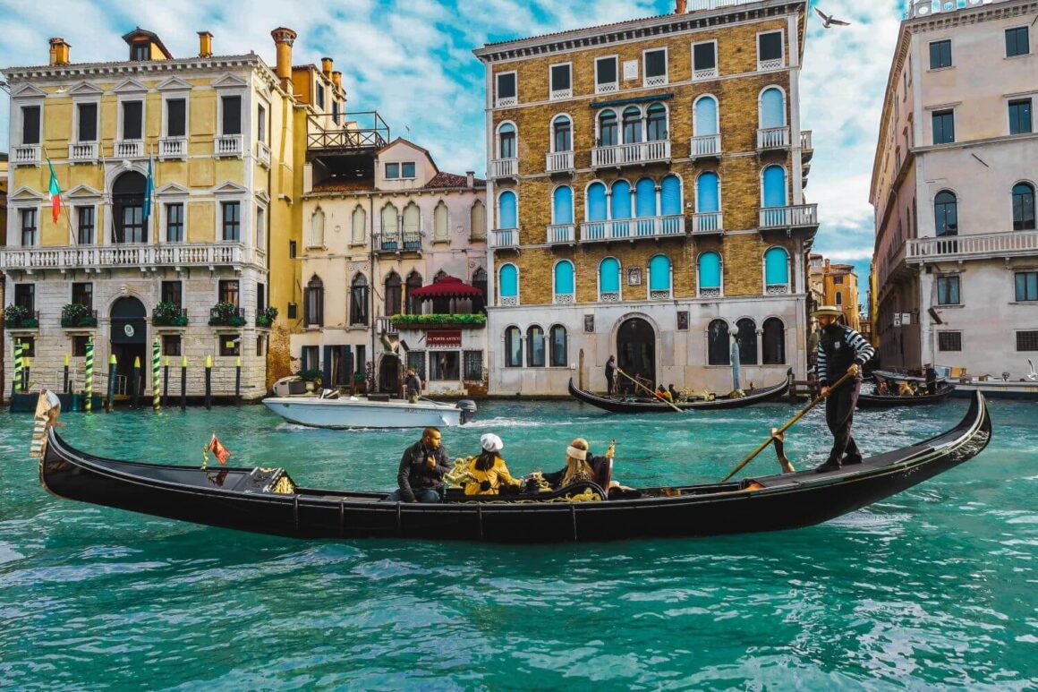 People experiencing Venice at an off-peak season