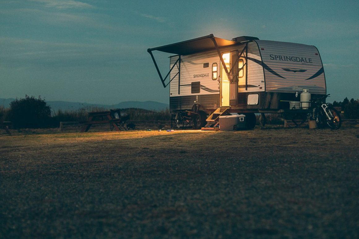 An RV boondocking