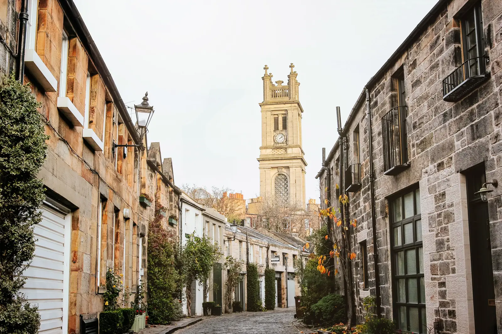 The cobbled mews of Circus Lane in Stockbridge, Edinburgh