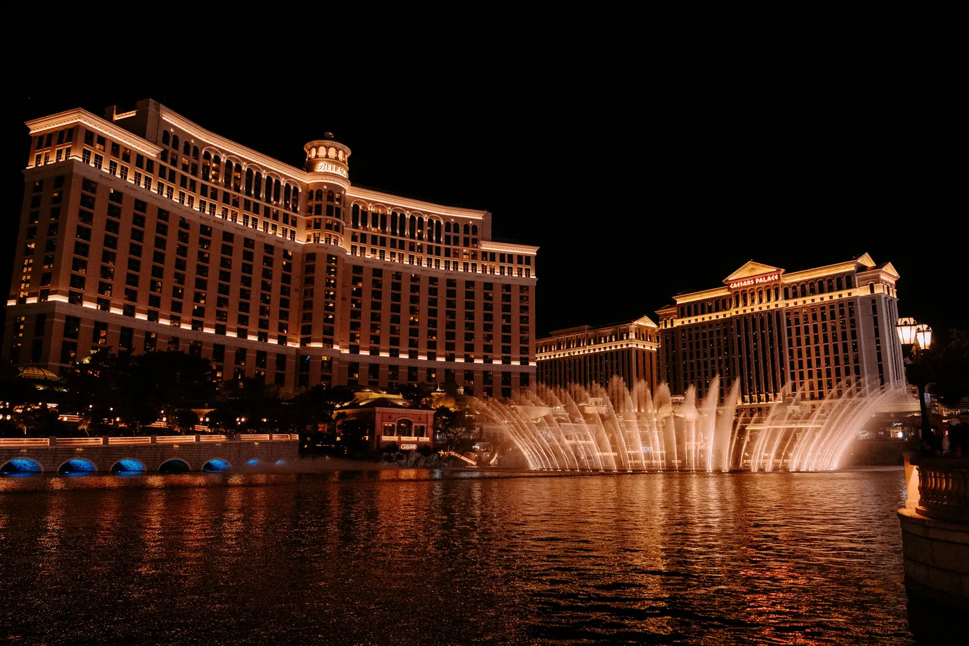 The Fountains of Bellagio show lit up at night in Las Vegas
