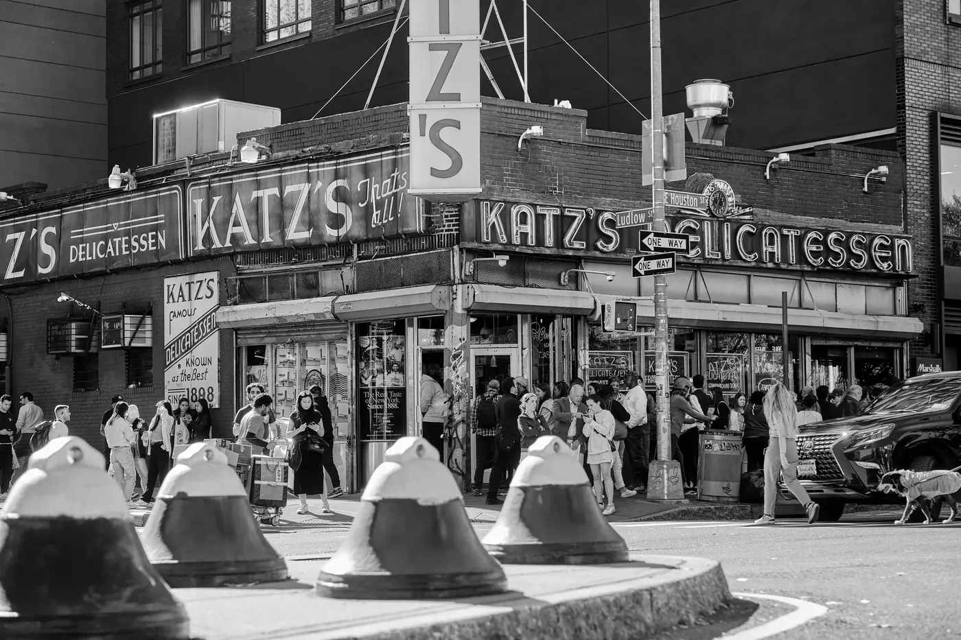 The corner of Katz's Delicatessen on East Houston Street