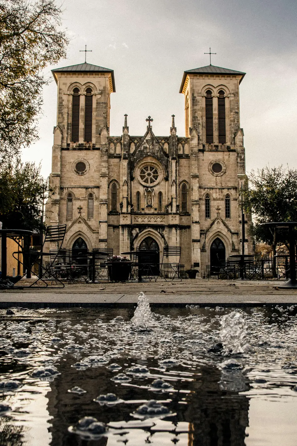 San Fernando Cathedral behind the fountain on Main Plaza in San Antonio